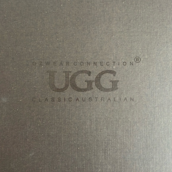 Ugg 100% Australian Wool Print Scarf - Picture 5 of 5